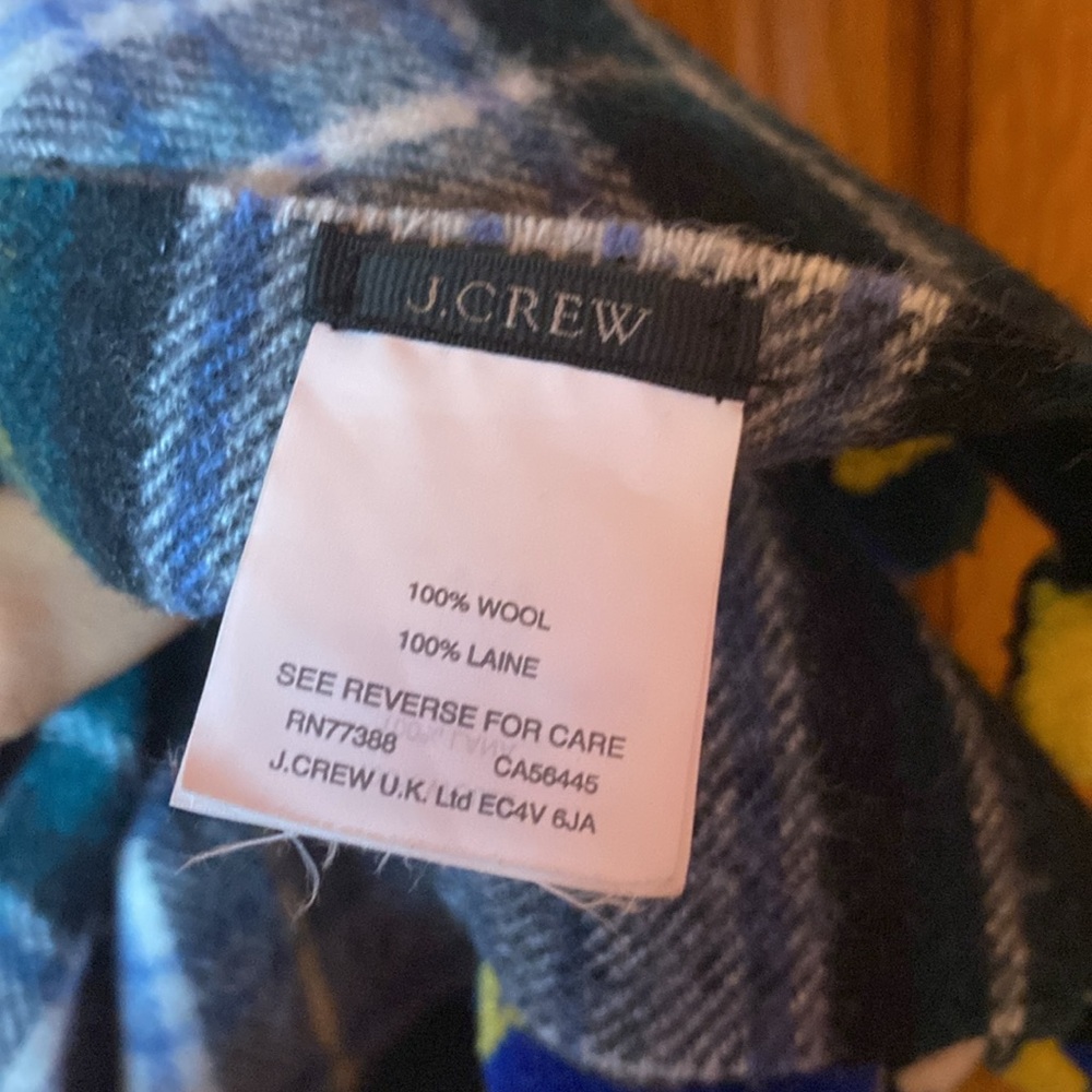 J Crew Wool Plaid Tartan Shawl with Tassels - Picture 4 of 5